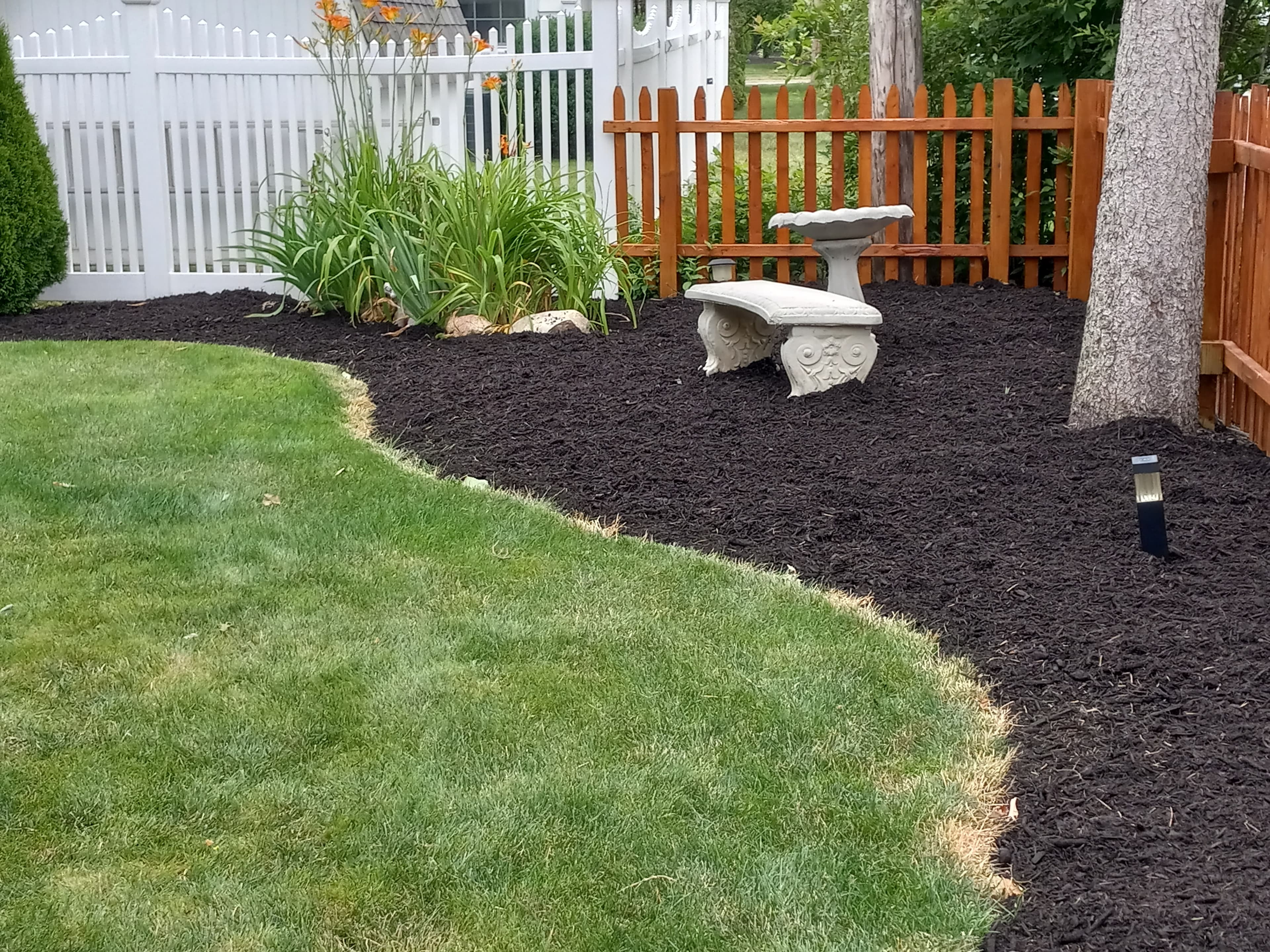 Mulch Beds — Lone Oak Home Improvement Co.